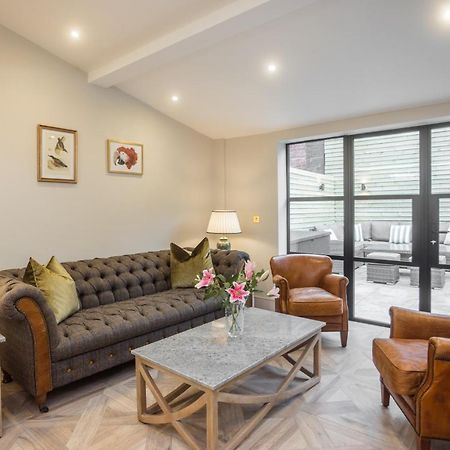 Historic City Centre Town House 切斯特 外观 照片