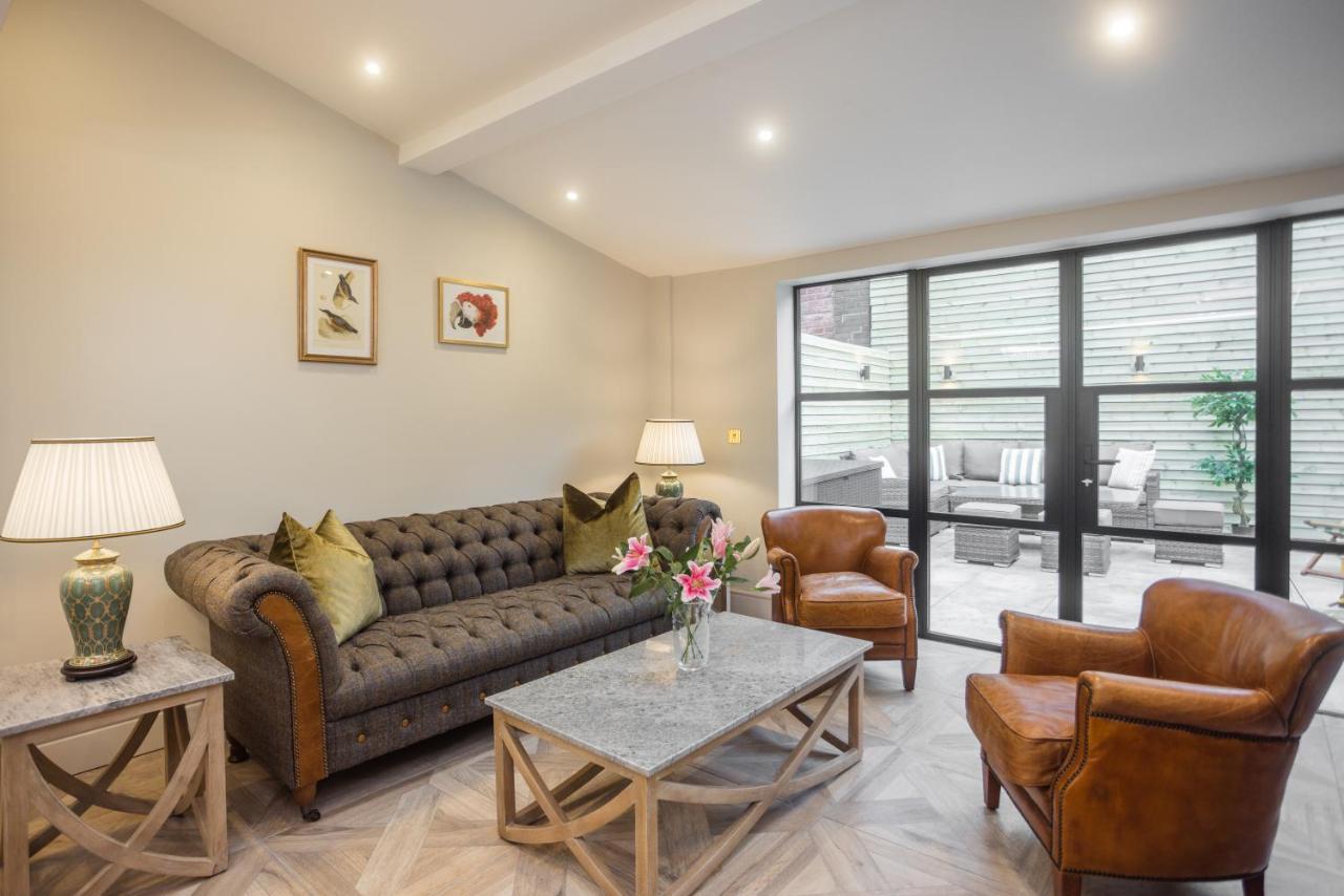 Historic City Centre Town House 切斯特 外观 照片